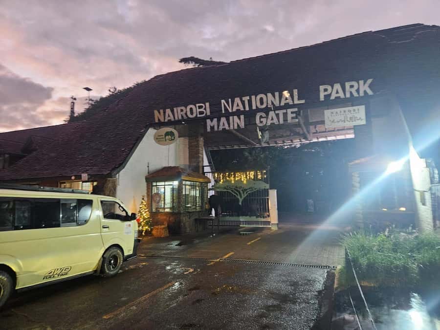 Nairobi National Park,Giraffe Center,Orpanage&Karen Blixxen - Key points at a glance