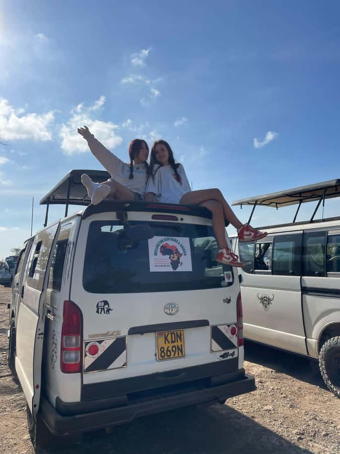Nairobi National Park Half-Day Guided Game Drive With Pickup - Choosing the right five-hour game drive