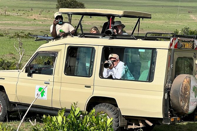 Nairobi National Park Half-Day Tour; Free Wi-Fi connection - The unusual skyline and wildlife photographs
