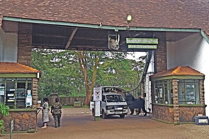 Nairobi National Park Safari Tour - The early 6:10 am pickup gives you the best shot