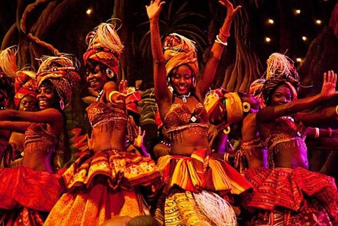 Nairobi Nightlife and Safari Park Hotel Dinner Experience - Key points at a glance