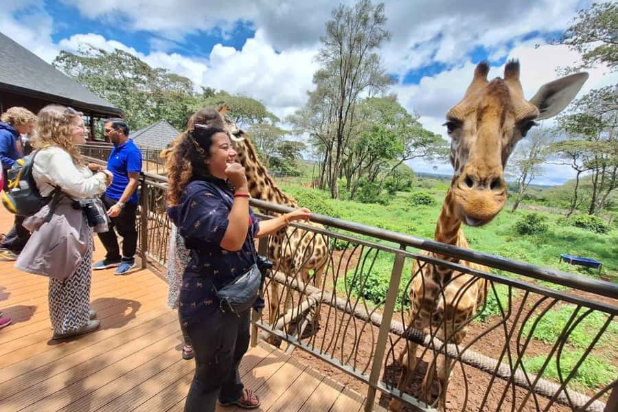 Nairobi: Sheldrick Elephant Orphanage and Giraffe Center - Seeing the work at Kazuri Beads