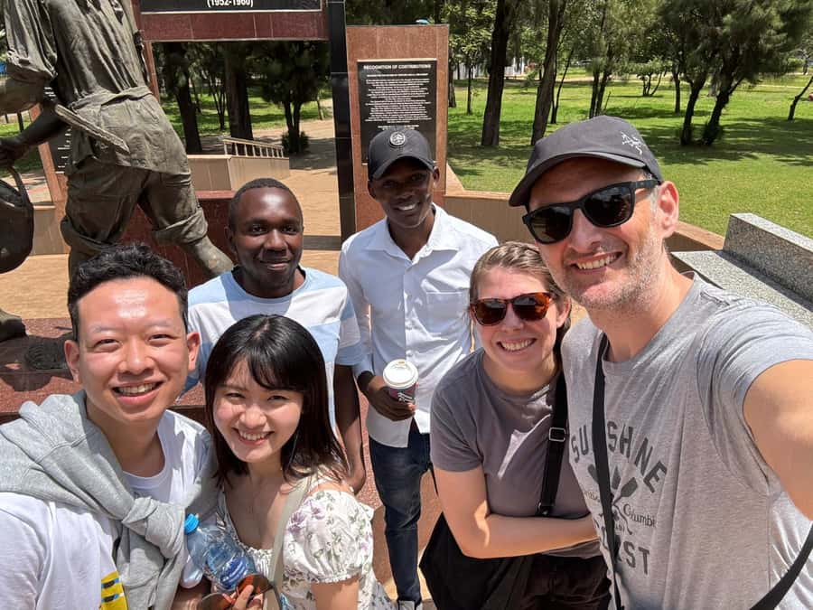 Nairobi Walking tour:Explore History Culture and Traditions - Monuments, the McMilan Library, and Jamia Mosque