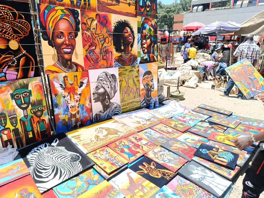 Nairobi Walking Tour, GiraffeCentre & Souvenir Shopping Tour - What the $40 price really covers