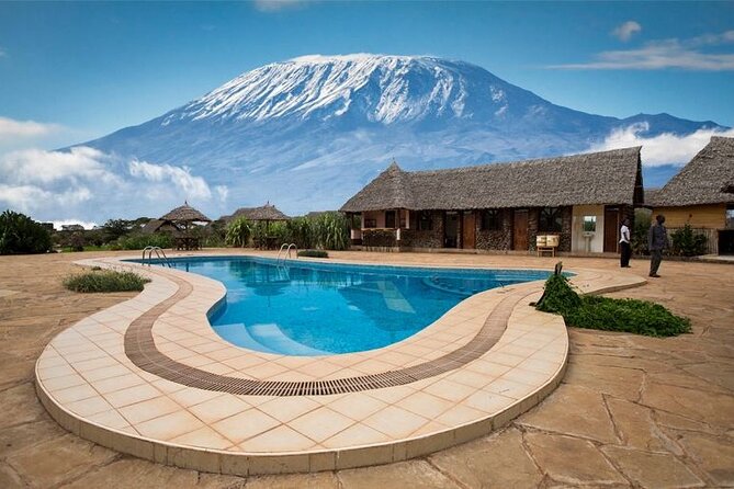 Overnight Amboseli National Park Safari from Nairobi - The road back to Nairobi