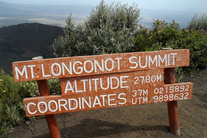 Private Hiking Day Trip to Mt. Longonot from Nairobi - The descent and lakeside lunch