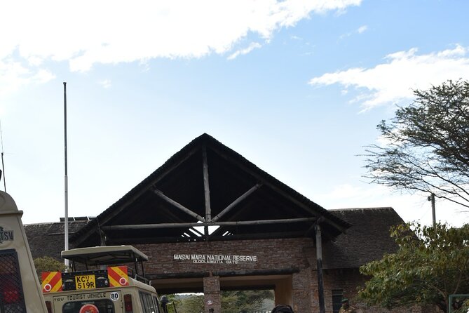 Private Transfer from Nairobi Airport or city To Maasai Mara By Road - Reaching Maasai Mara through Sekenani Gate