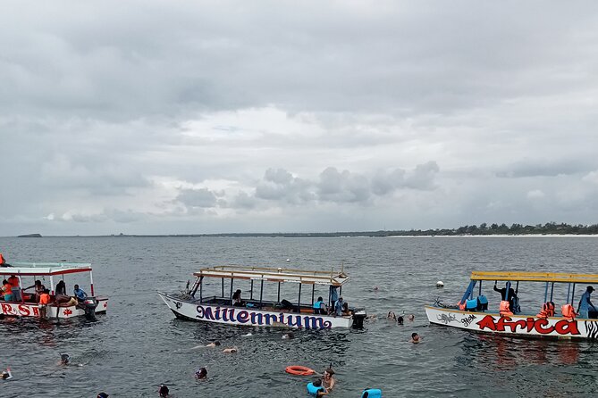Safari blue - Sudi Island, Love Island, and lunch