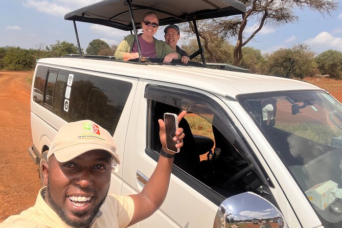 Safari In Nairobi Kenya National Park Half day Tour - Guide quality can shape the whole morning
