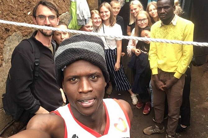 Tembea Kibera - Food preparation turns a visit into an exchange