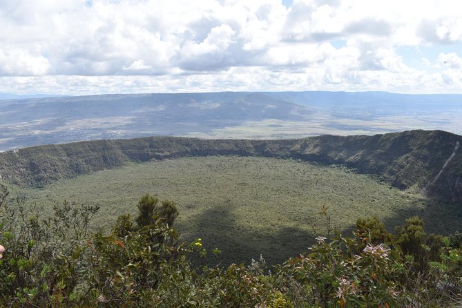 The Great Rift Valley Tour - L Bogoria, L Nakuru, L Naivasha and Hellsgate NP - Lake Naivasha and a boat ride near hippos