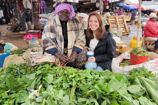 Traditional Kenyan Cooking Class & Local Market Tour - Eating together and taking food with you