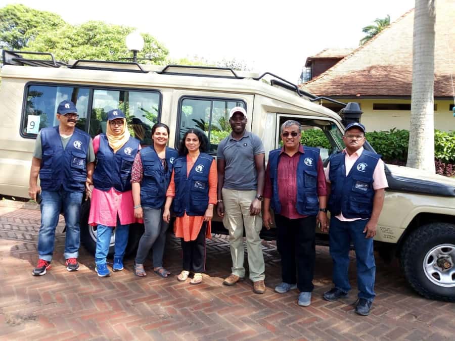 Tsavo East National Park: 2-Day Tour from Mombasa - Entering Tsavo East on the first game drive