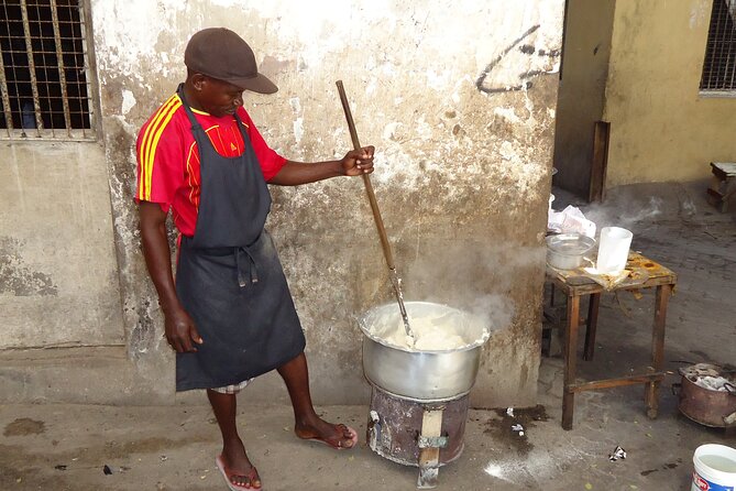Visit to Fort Jesus and the Old Town of Mombasa - What Omar Juma adds to the tour
